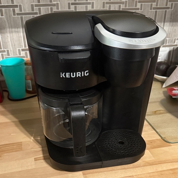 Keurig Black and Silver Coffee Brewer - Picture 1 of 1